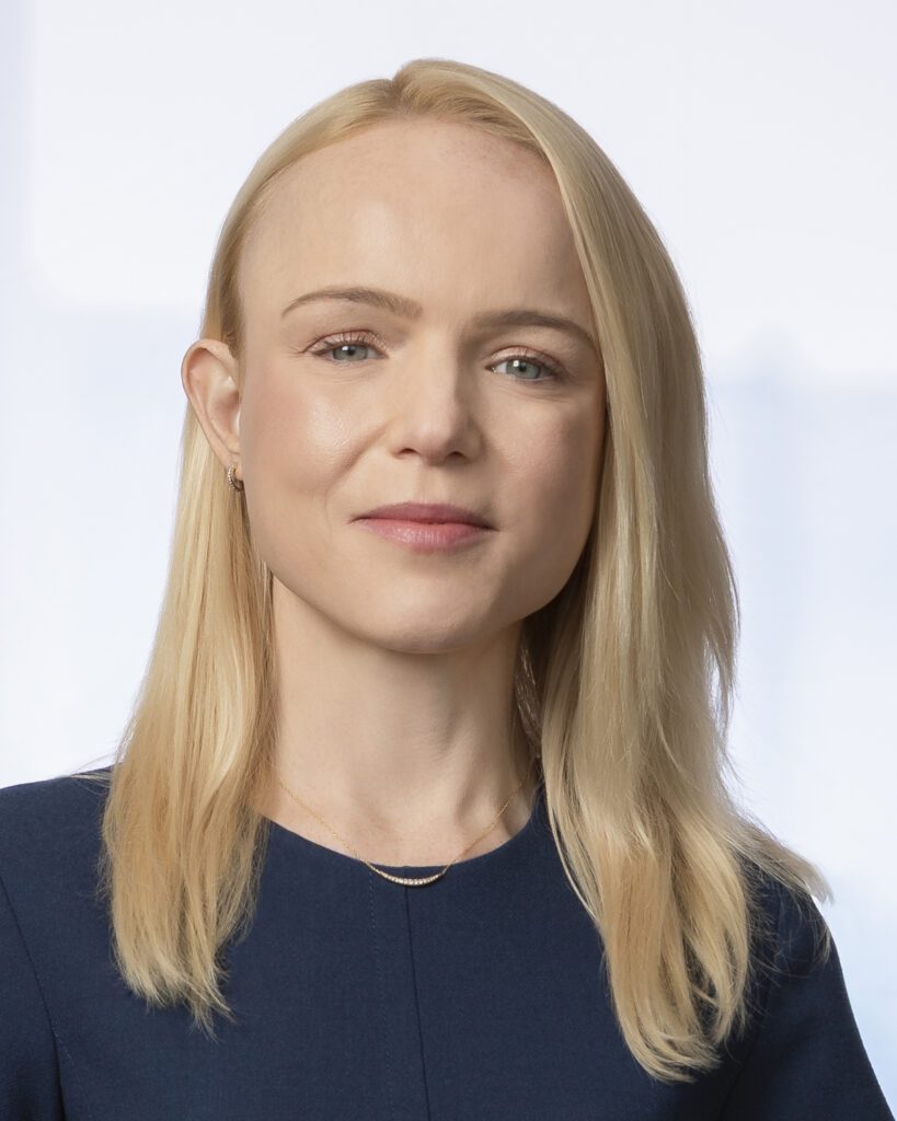 Geraldine Sundstrom, PIMCO